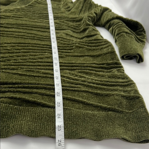 AnyBody Olive Green Chenille V-Neck 3D Textured Long Sleeve Sweater Size L - Picture 11 of 12